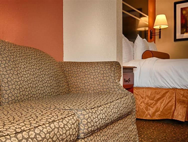 Best Western Gardendale Eksteriør bilde
